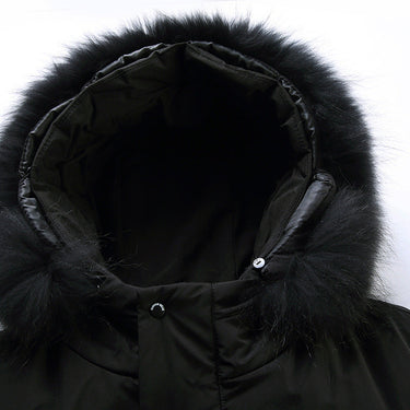 Black long puffer coat detail - Beaulin Paris